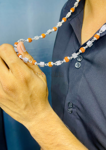 𝐒𝐩𝐢𝐫𝐢𝐭𝐮𝐚𝐥 𝐒𝐢𝐥𝐯𝐞𝐫 𝐂𝐚𝐩 𝐑𝐮𝐝𝐫𝐚𝐤𝐬𝐡𝐚 𝐌𝐚𝐥𝐚 𝐰𝐢𝐭𝐡 𝐒𝐢𝐥𝐯𝐞𝐫 𝐁𝐞𝐚𝐝𝐬