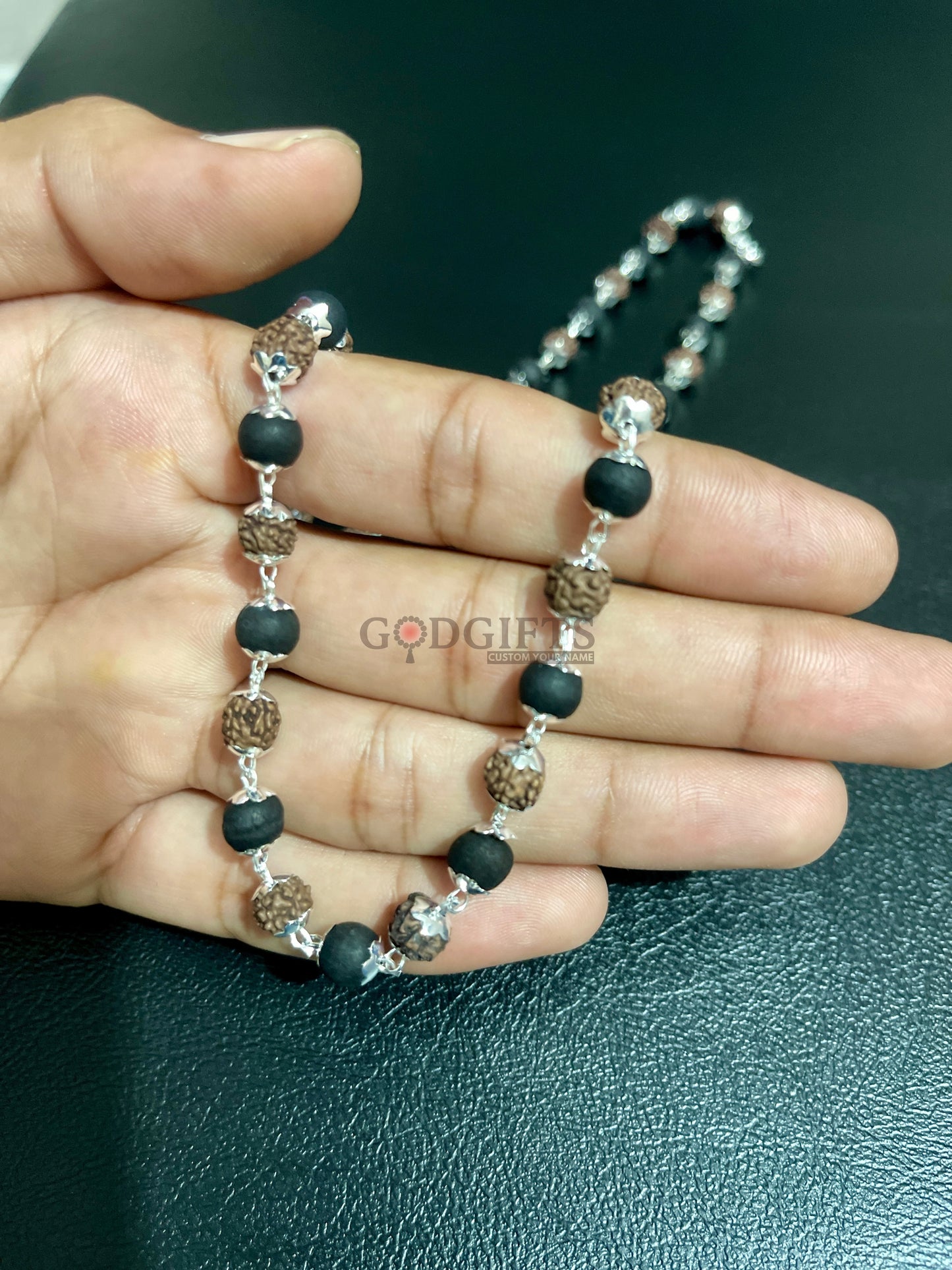 𝐊𝐚𝐫𝐮𝐧𝐠𝐚𝐥𝐢 𝐰𝐢𝐭𝐡 𝐎𝐫𝐢𝐠𝐢𝐧𝐚𝐥 𝐑𝐮𝐝𝐫𝐚𝐤𝐬𝐡𝐚 𝐁𝐞𝐚𝐝𝐬 𝐌𝐚𝐥𝐚